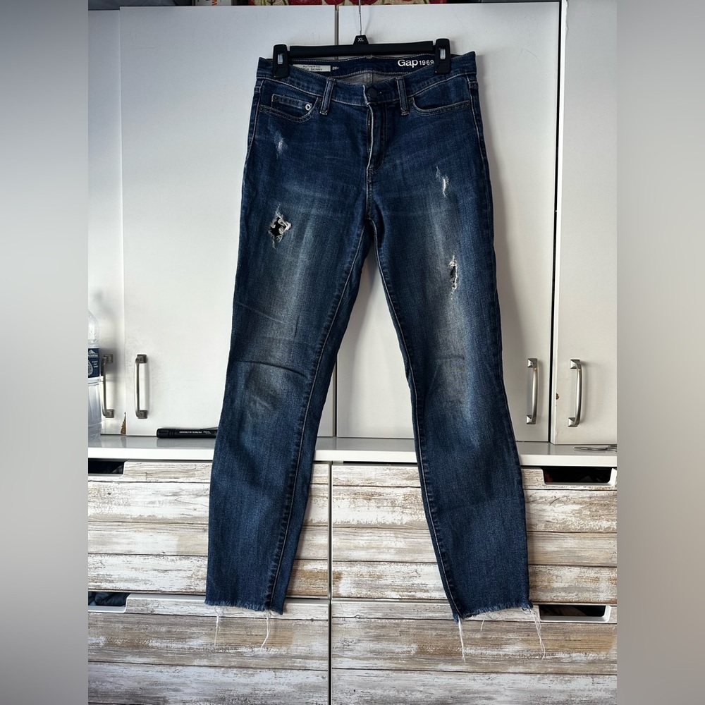 👖 💙 GAP 1969 Distressed Skinny Jeans 26R Raw Hem Stretch